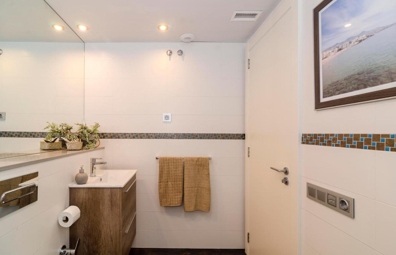 Spaces Sea View Oasis Apartment