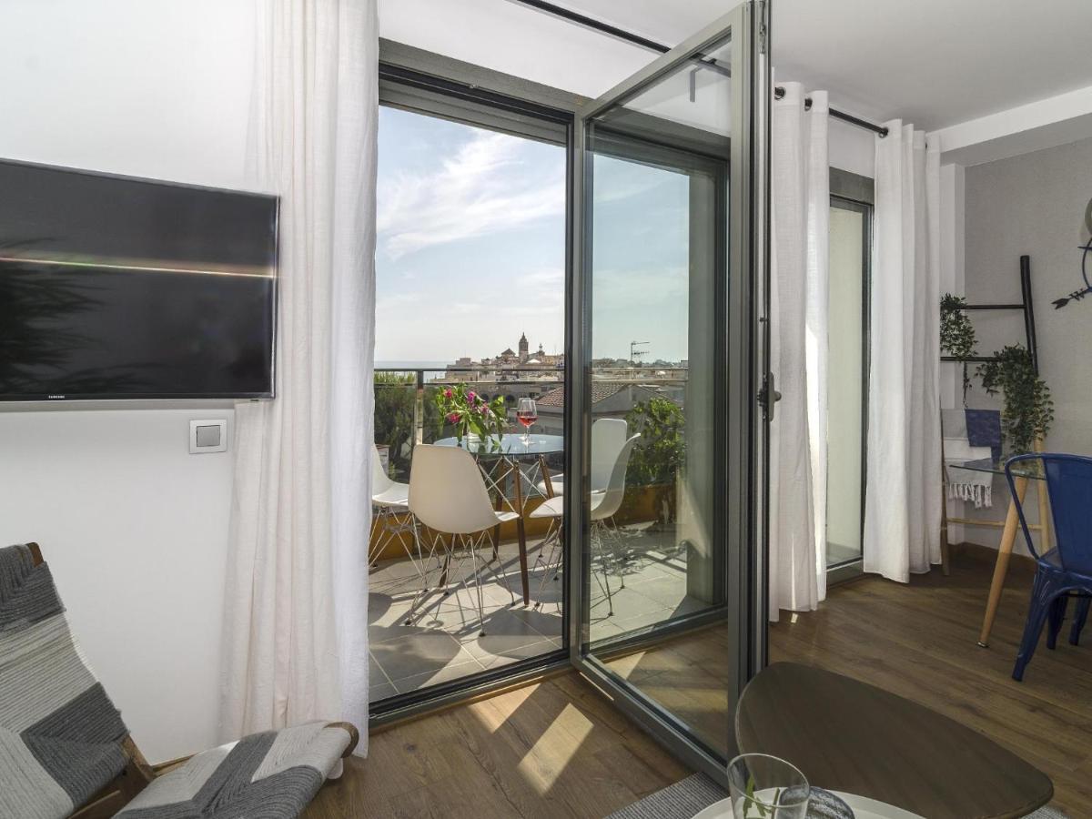 Spaces Sea View Oasis Apartment